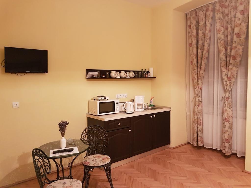 Central Square Studios Sibiu Exteriör bild